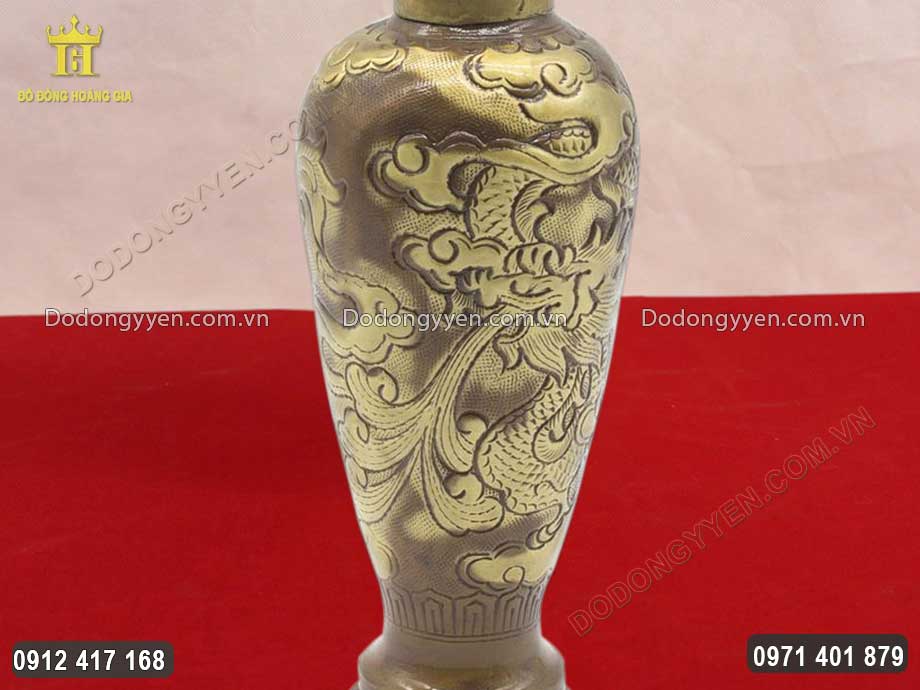 Họa tiết Long Phụng được chạm khắc sắc n&eacute;t, sinh động